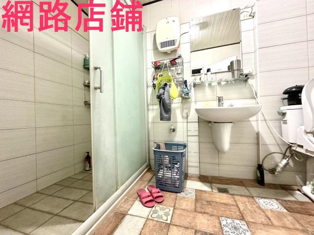 東區店面-7