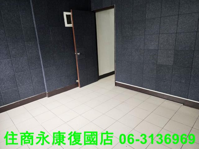 台南東區透天-8